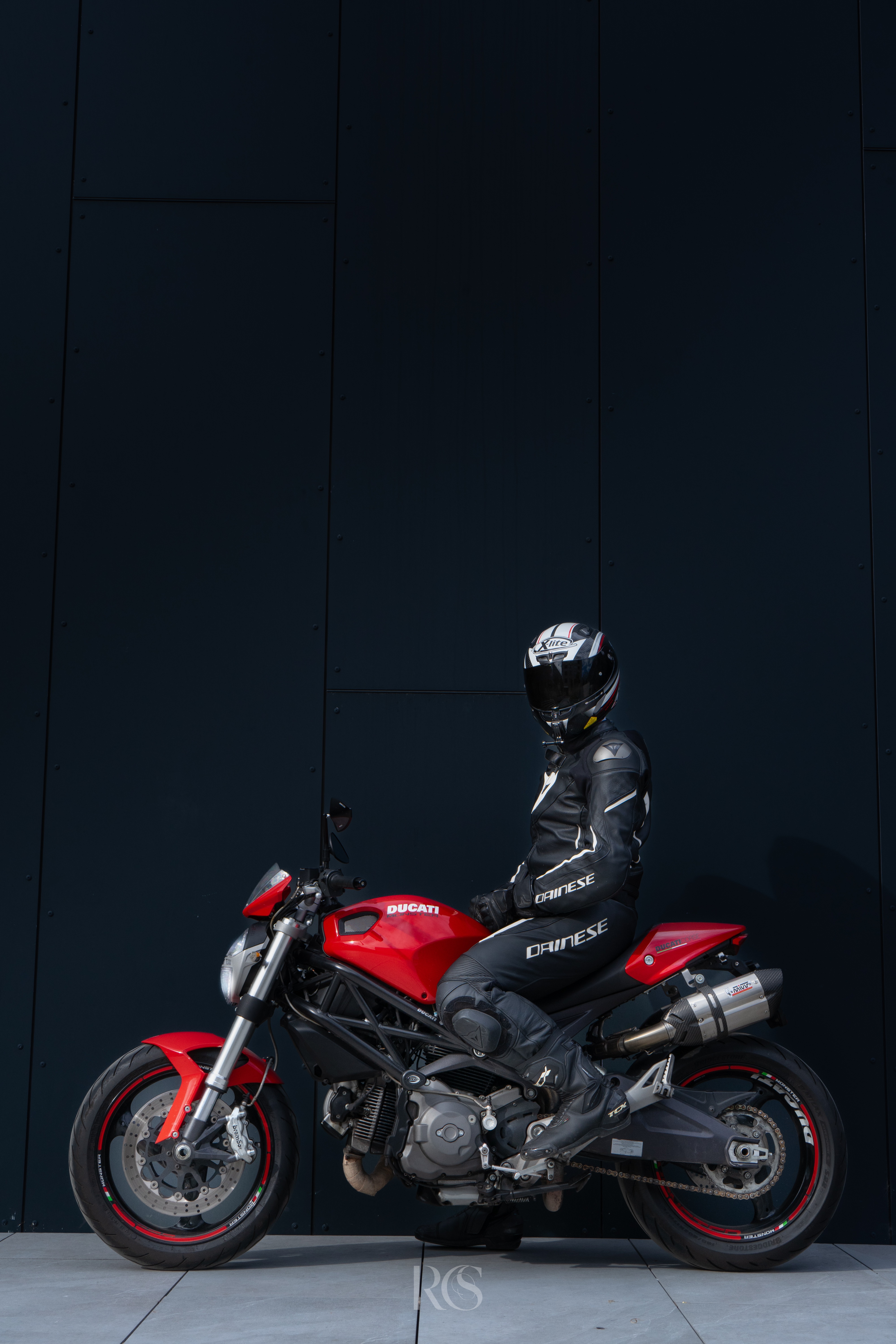 Ducati en séance photo moto premium, Suisse
